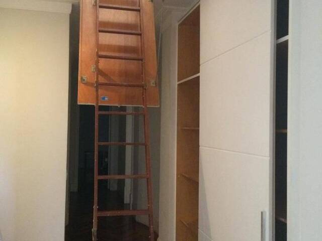 Casa para Venda em Santana de Parnaíba - 4