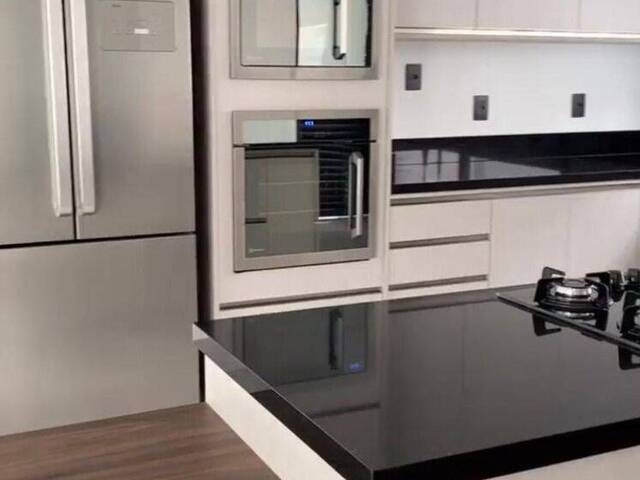 Casa para Venda em Santana de Parnaíba - 4