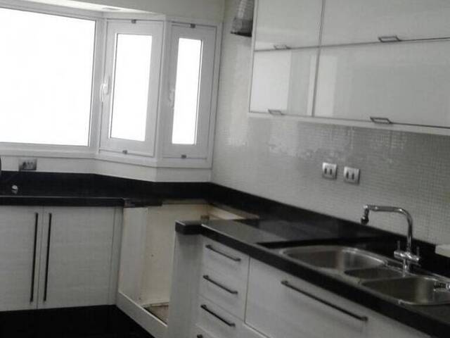 Casa para Venda em Santana de Parnaíba - 4