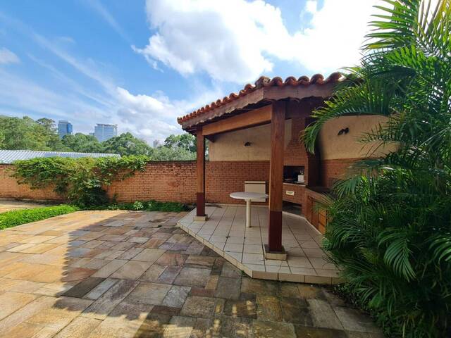 Casa para Venda em Santana de Parnaíba - 4