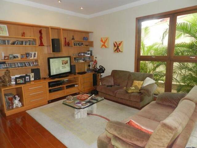 Casa para Venda em Santana de Parnaíba - 4