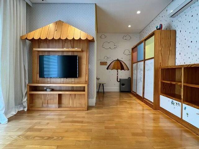 Casa para Venda em Santana de Parnaíba - 4