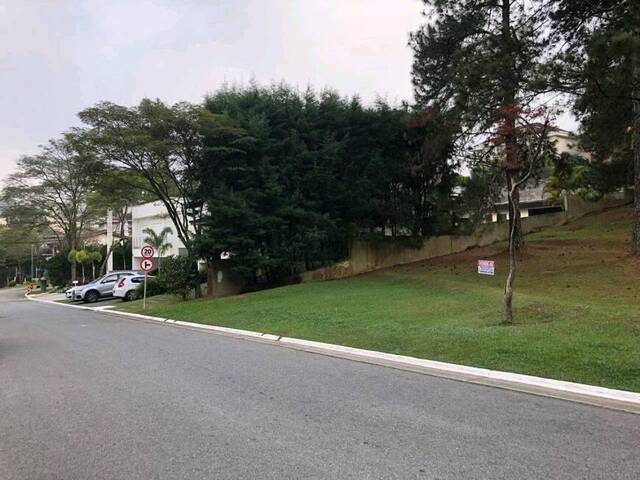 Terreno para Venda em Santana de Parnaíba - 4