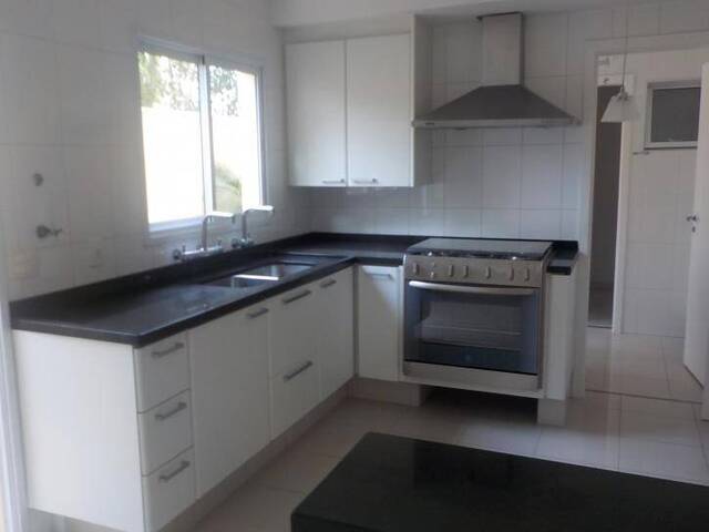 Casa para Venda em Santana de Parnaíba - 5