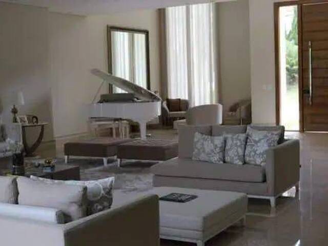 Casa para Venda em Santana de Parnaíba - 4