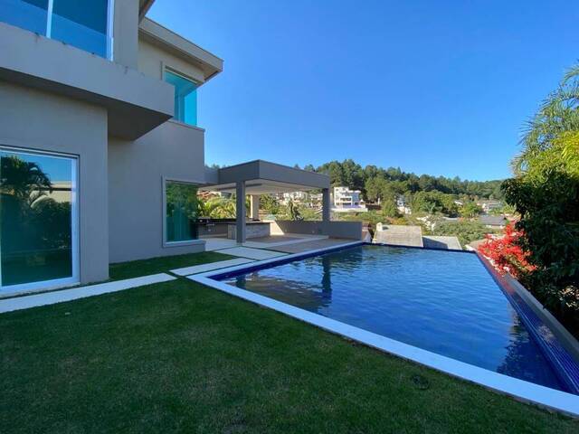 Casa para Venda em Santana de Parnaíba - 5