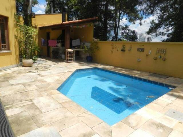 Casa para Venda em Santana de Parnaíba - 3