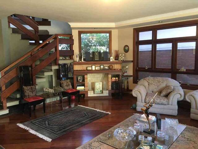 Casa para Venda em Santana de Parnaíba - 5