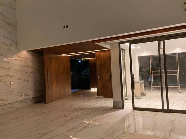 Casa para Venda em Santana de Parnaíba - 3