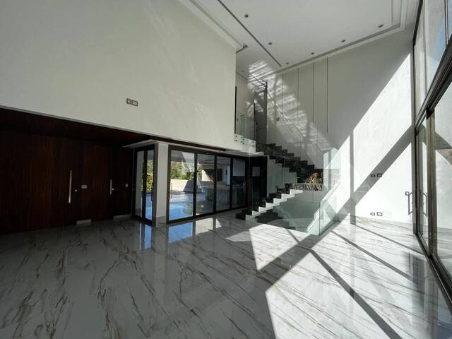 Casa para Venda em Santana de Parnaíba - 4