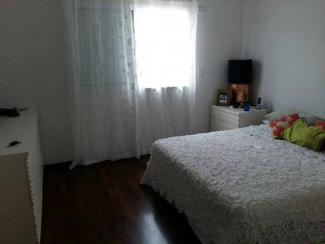 Casa para Venda em Santana de Parnaíba - 3