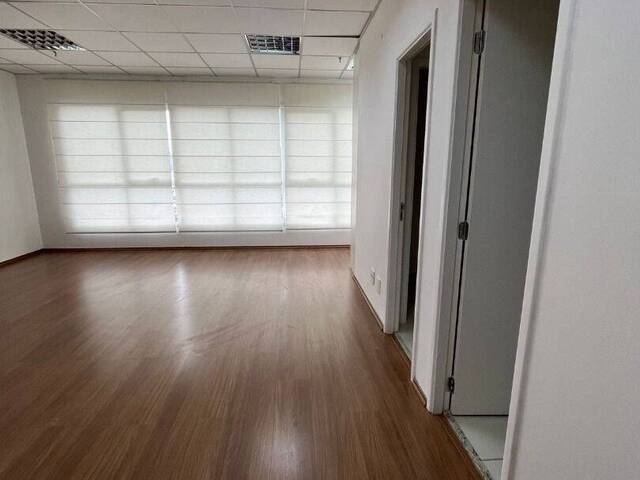 Sala para Locação em Barueri - 4