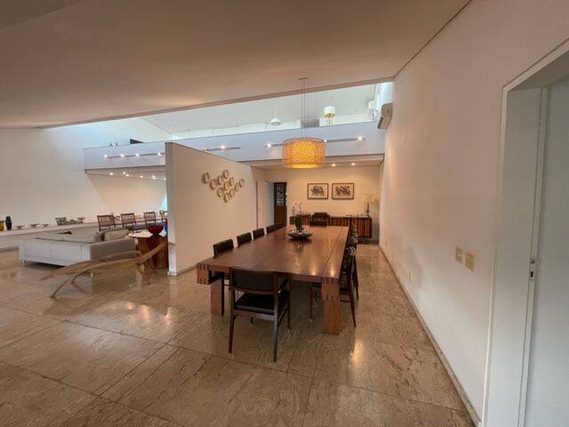 Casa para Venda em Santana de Parnaíba - 4