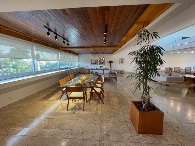 Casa para Venda em Santana de Parnaíba - 5