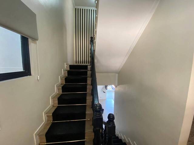 Casa para Venda em Santana de Parnaíba - 4