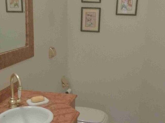 Casa para Venda em Santana de Parnaíba - 3