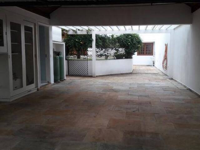 Casa para Venda em Santana de Parnaíba - 3