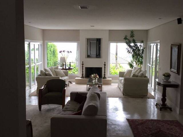 Casa para Venda em Santana de Parnaíba - 4