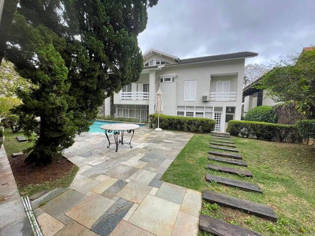 Casa para Venda em Santana de Parnaíba - 2