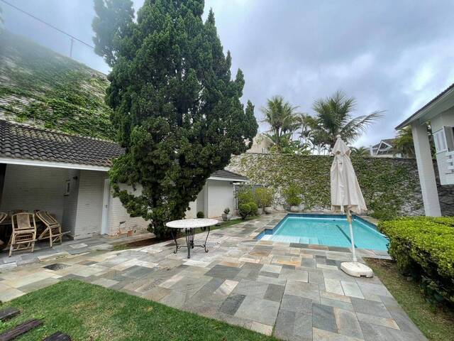 Casa para Venda em Santana de Parnaíba - 4