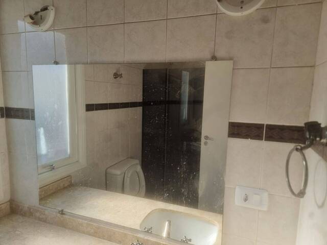 Casa para Venda em Santana de Parnaíba - 2