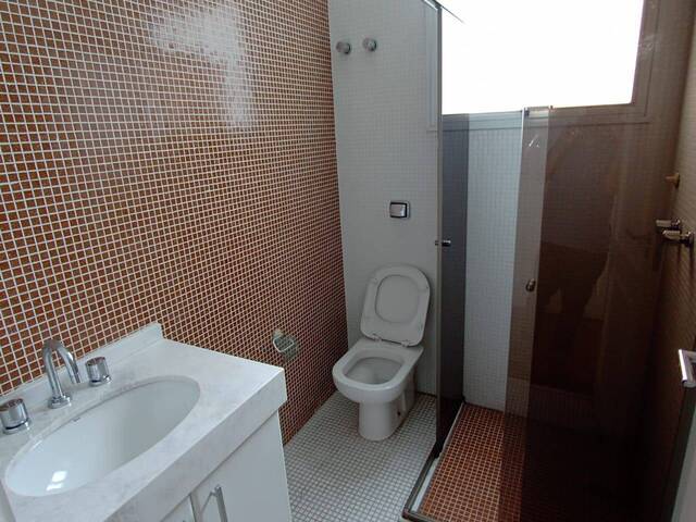 Casa para Venda em Santana de Parnaíba - 2