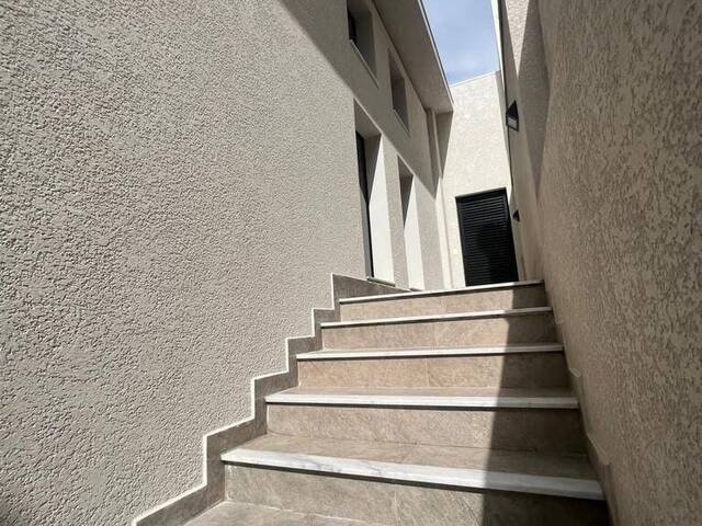 Casa para Venda em Santana de Parnaíba - 3