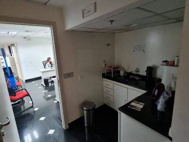Sala para Venda em Barueri - 5
