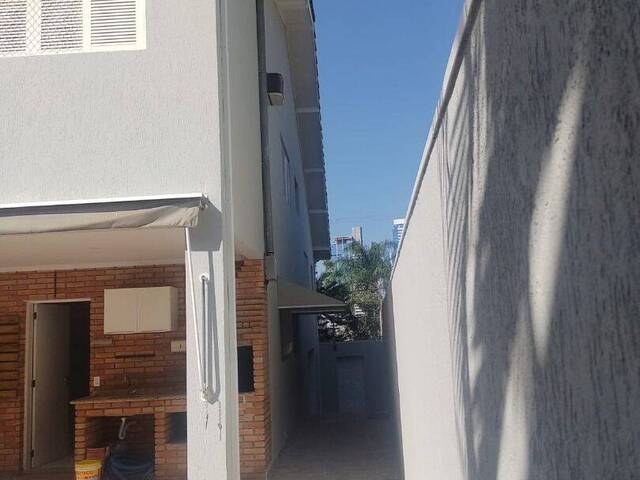 Casa para Venda em Santana de Parnaíba - 2