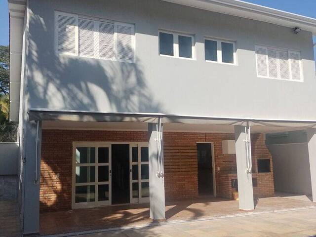 Casa para Venda em Santana de Parnaíba - 4