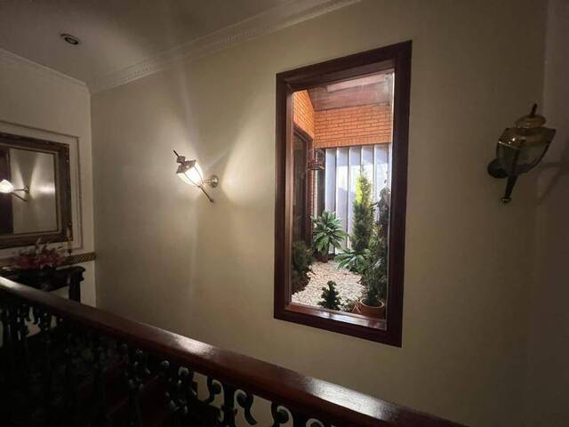 Casa para Venda em Santana de Parnaíba - 3