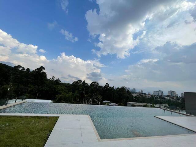 Casa para Venda em Santana de Parnaíba - 3