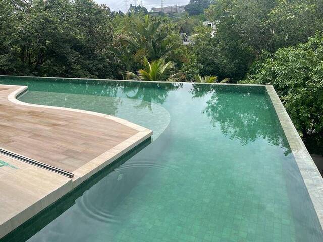 Casa para Venda em Santana de Parnaíba - 2