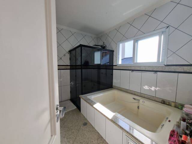 Casa para Locação em Santana de Parnaíba - 4