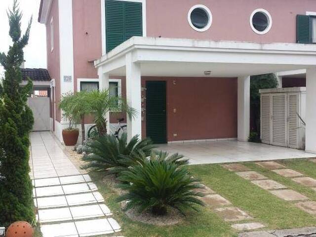 Casa para Venda em Santana de Parnaíba - 4