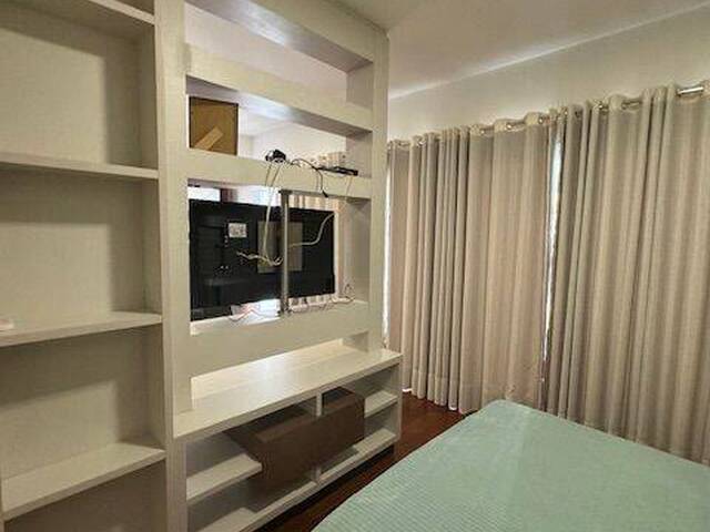Apartamento para Venda em Santana de Parnaíba - 3