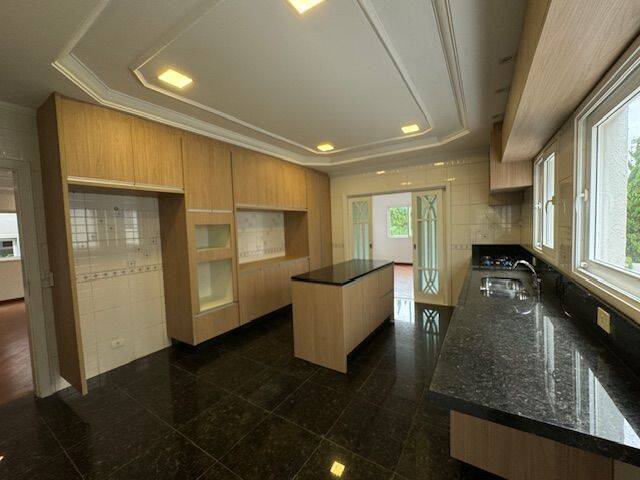 Casa para Venda em Santana de Parnaíba - 5