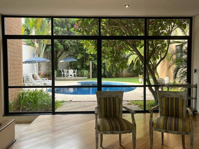 Casa para Venda em Santana de Parnaíba - 4