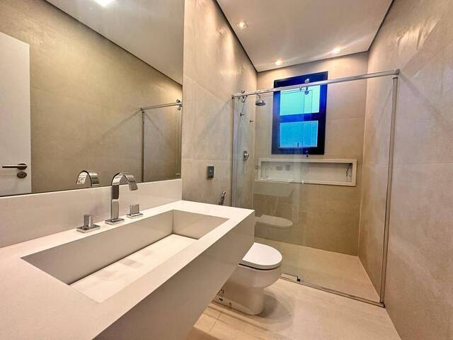 Casa para Venda em Santana de Parnaíba - 5