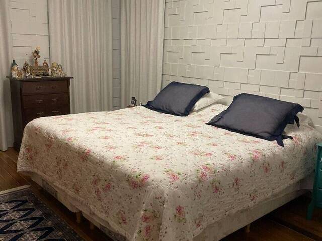 Casa para Venda em Santana de Parnaíba - 2