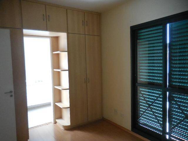 Casa para Venda em Santana de Parnaíba - 4