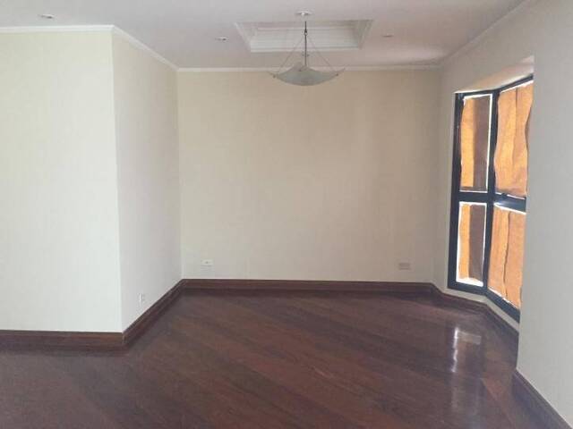 Casa para Locação em Santana de Parnaíba - 2