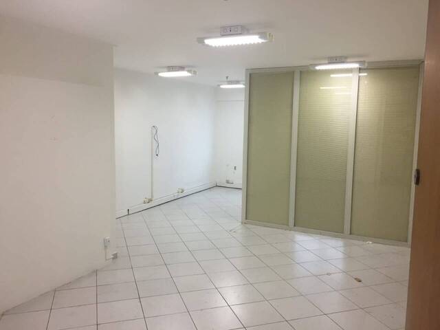 #SA0240 - Sala para Locação em Santana de Parnaíba - SP