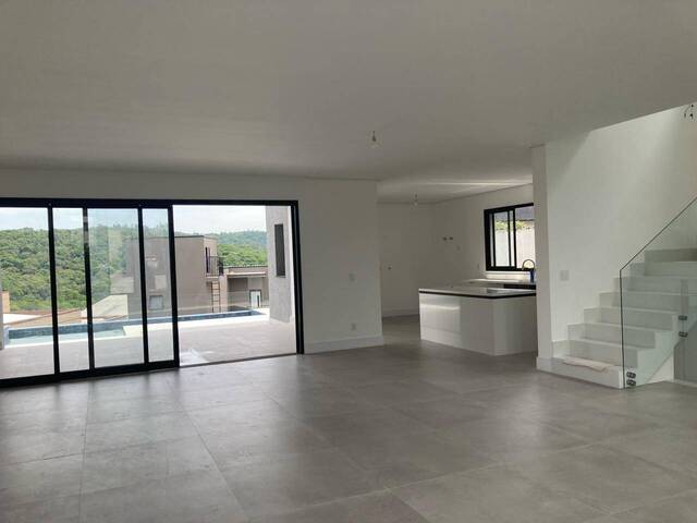 Casa para Venda em Santana de Parnaíba - 2