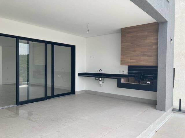 Casa para Venda em Santana de Parnaíba - 4