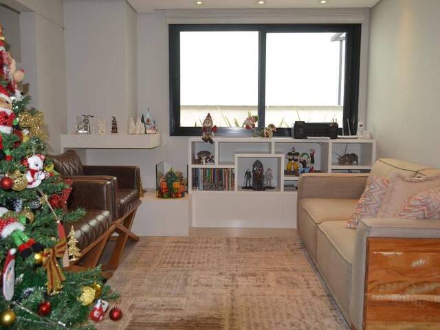 Casa para Venda em Santana de Parnaíba - 2