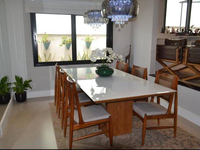 Casa para Venda em Santana de Parnaíba - 4