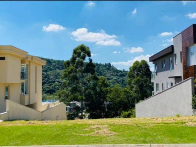 #TE0341 - Terreno para Venda em Santana de Parnaíba - SP