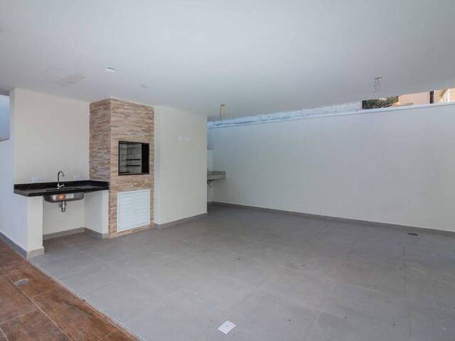 Casa para Venda em Santana de Parnaíba - 2