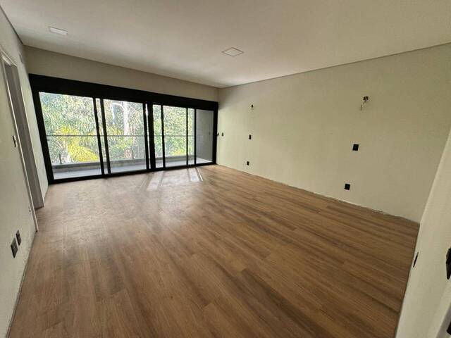 Casa para Venda em Santana de Parnaíba - 4